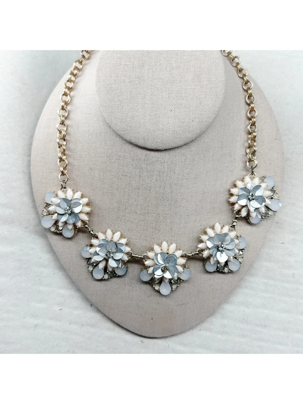 848mc. Matte Goldtone Bling Necklace